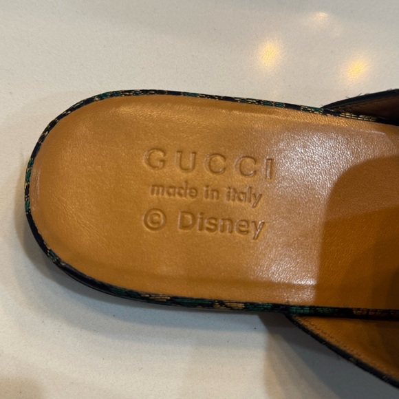 Gucci Men\'s Disney Donald Duck Princetown Loafers New main image 4